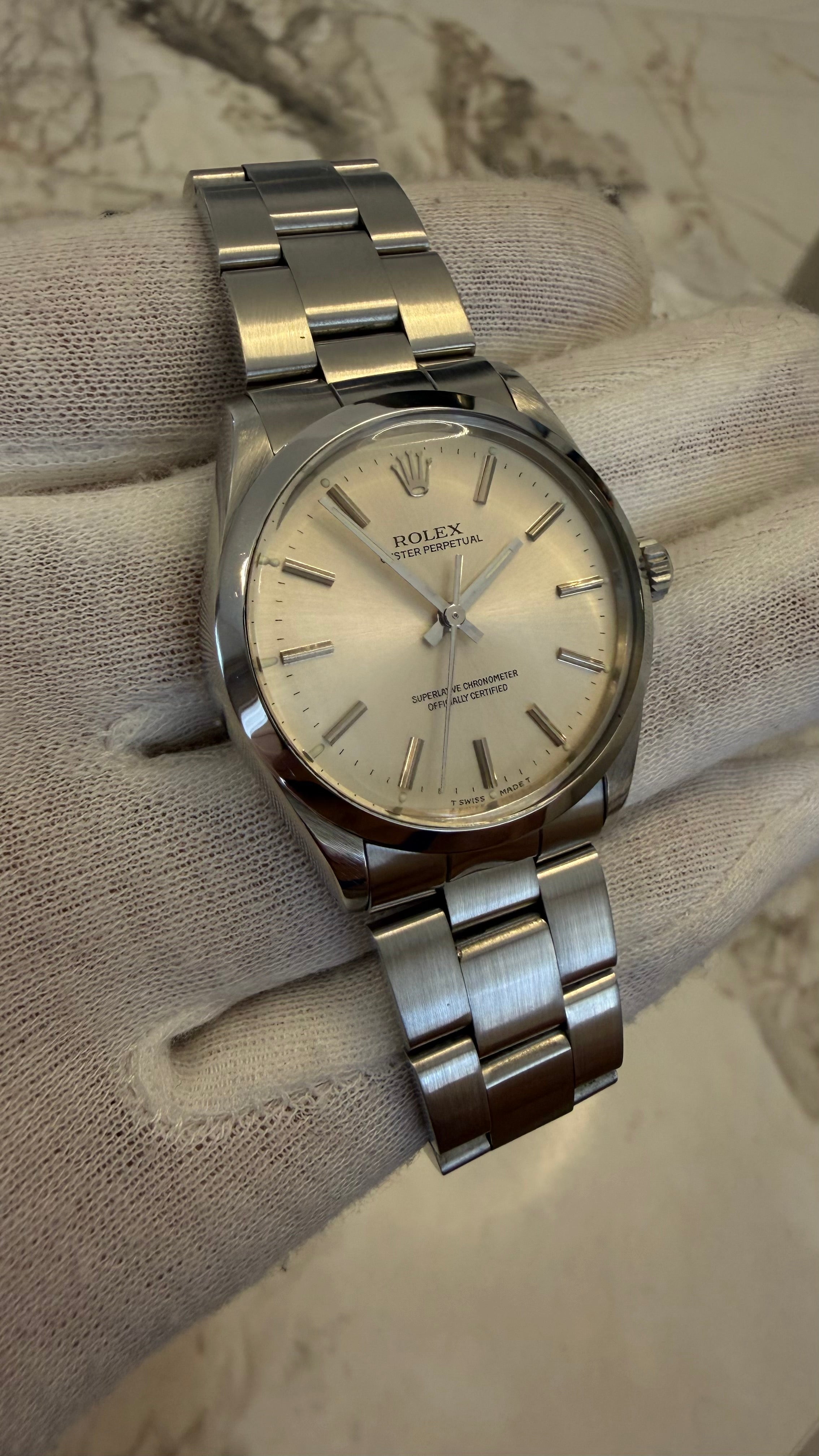 Rolex Oyster Perpetual Ref. 1002 “Superlative Chronometer” – 1988 | Full Set( Certficat de calitate si garantie) .