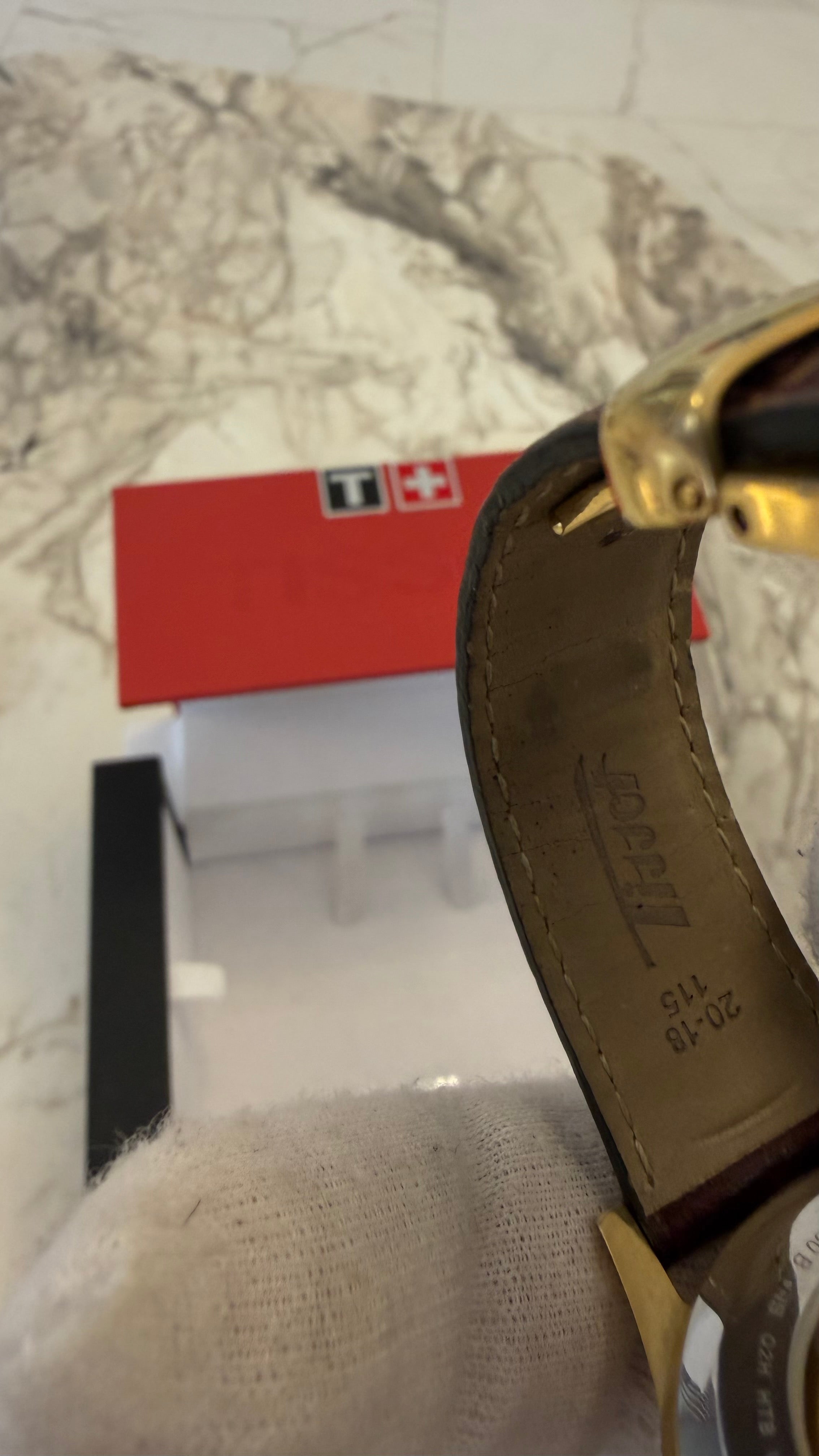 Tissot Heritage Visodate Automatic – Full Set – ETA 2836-2 – Gold PVD – 40 mm