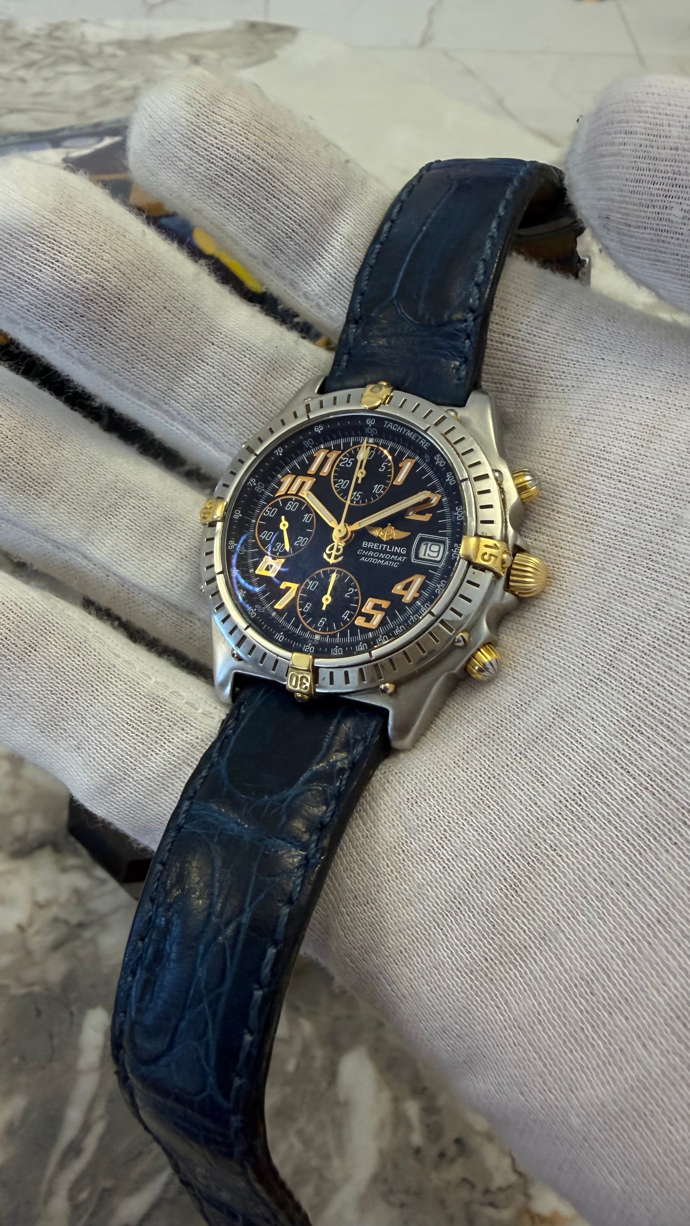 Breitling Chronomat Blackbird B13350 Full BOX – Blue Dial / Gold & Steel