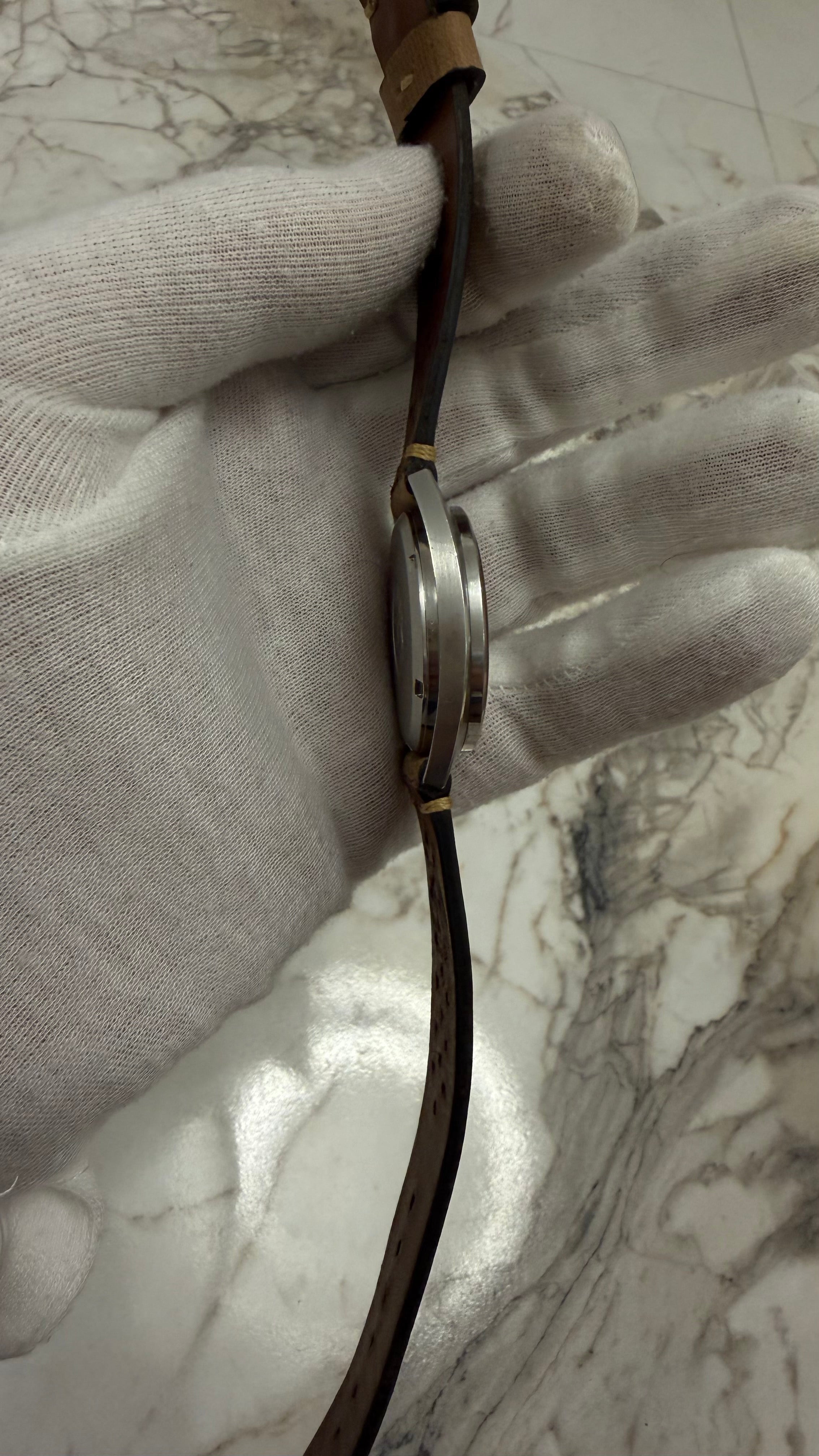 Omega Constellation Chronometer Automatic ref. 168.0056 – Gerald Genta Design | Cal. 1011 | Servisat | 35 mm