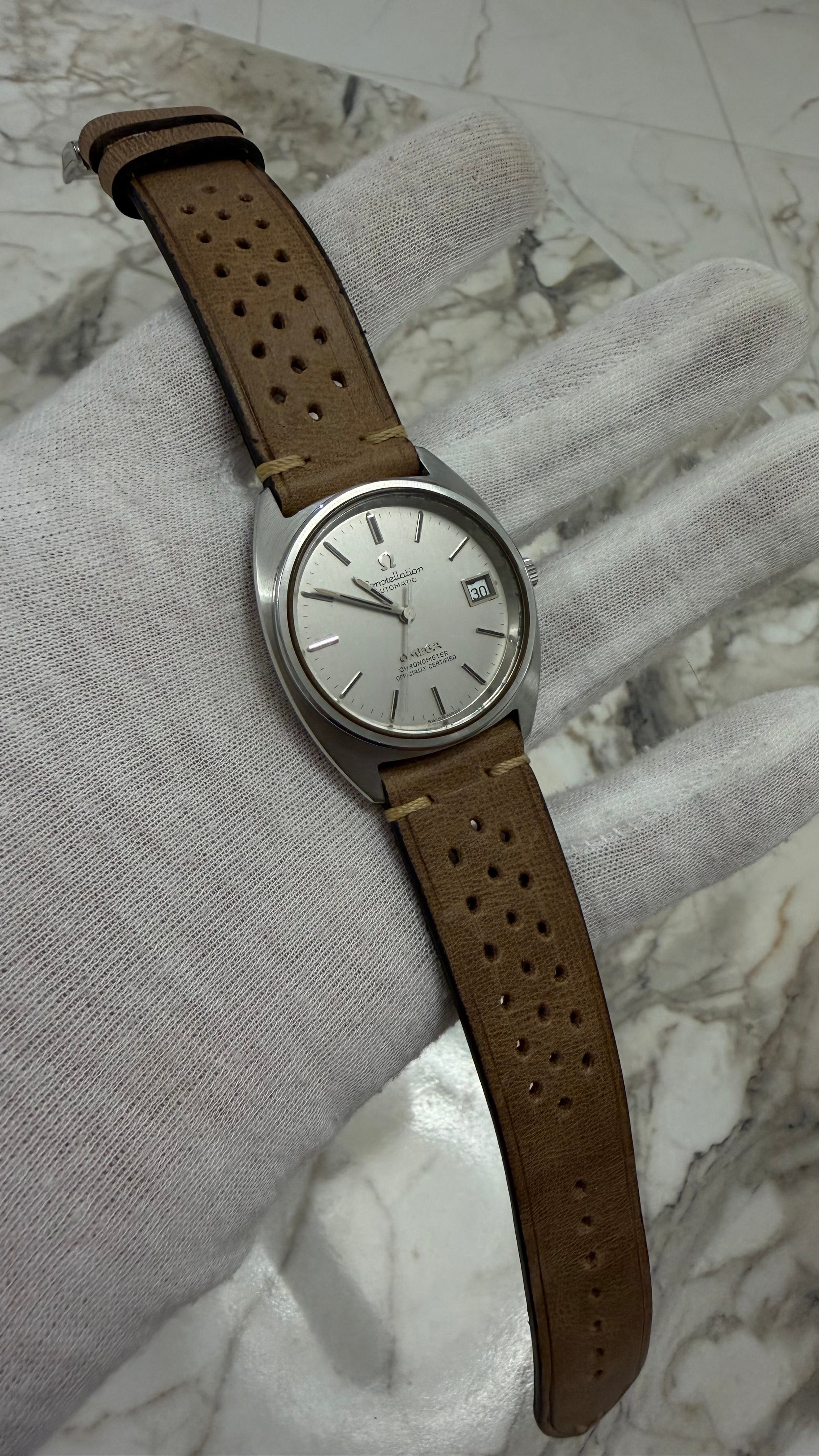 Omega Constellation Chronometer Automatic ref. 168.0056 – Gerald Genta Design | Cal. 1011 | Servisat | 35 mm
